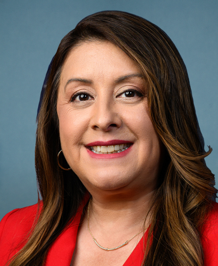 Luz M. Rivas 标准像
