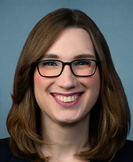 Sarah McBride 标准像