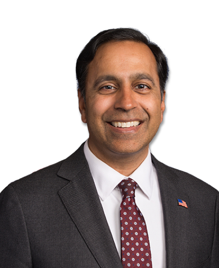 Raja Krishnamoorthi 标准像
