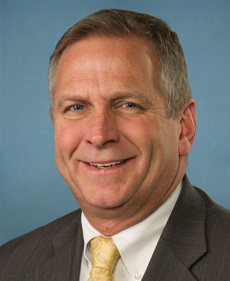 Mike Bost 标准像