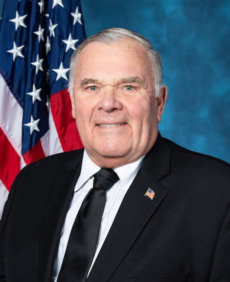 James R. Baird 标准像