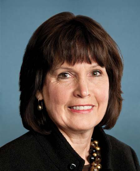 Betty McCollum 标准像