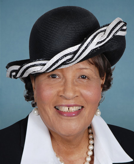 Alma S. Adams 标准像