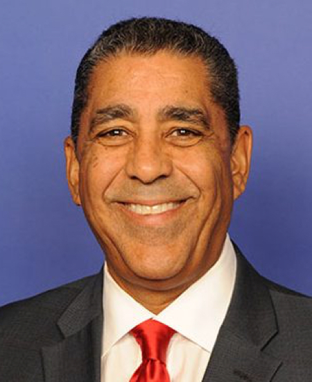 Adriano Espaillat 标准像