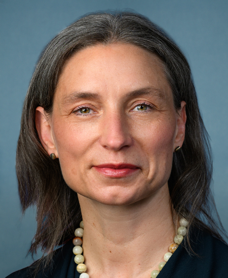 Maxine Dexter 标准像