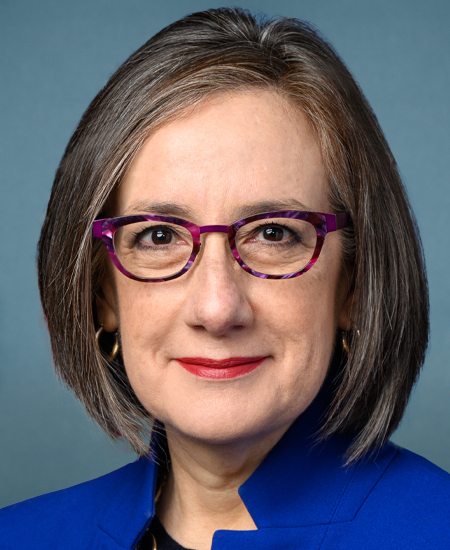 Andrea Salinas 标准像