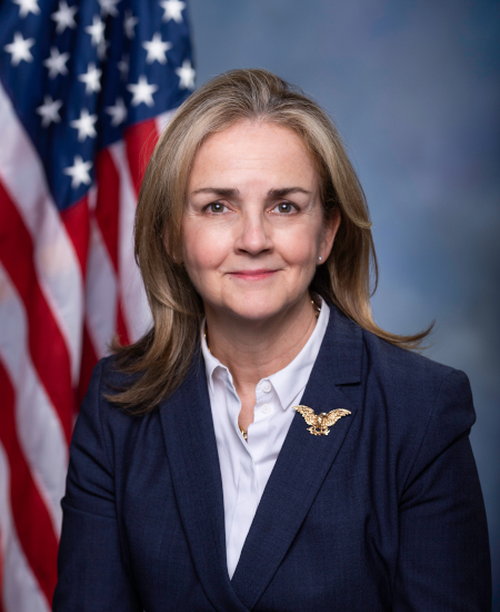 Madeleine Dean 标准像