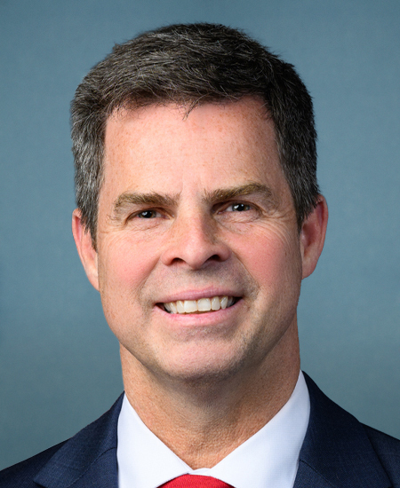 John J. McGuire III 标准像