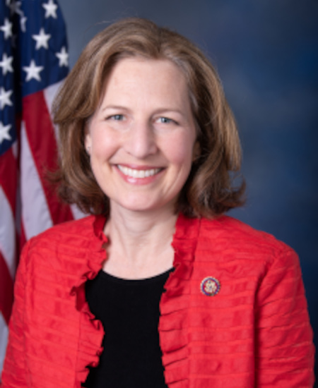 Kim Schrier 标准像