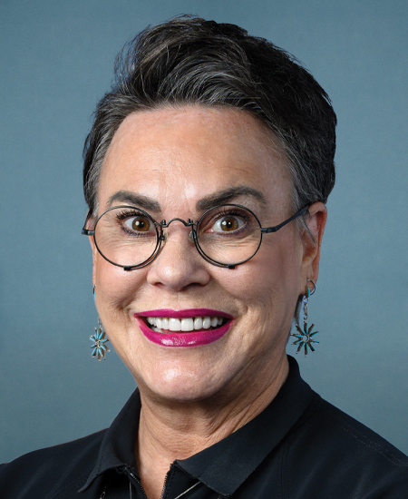 Harriet M. Hageman 标准像