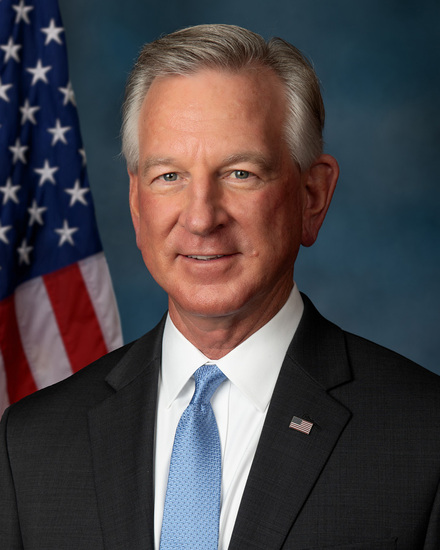 Tommy Tuberville 标准像