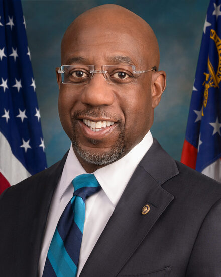 Raphael G. Warnock 标准像