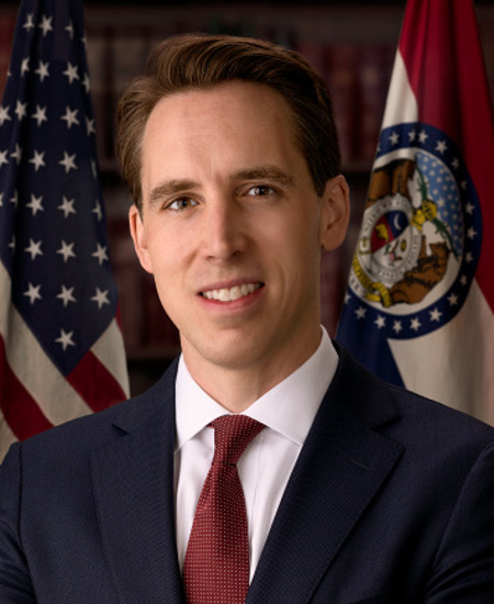 Josh Hawley 标准像