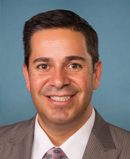 Ben Ray Luján 标准像